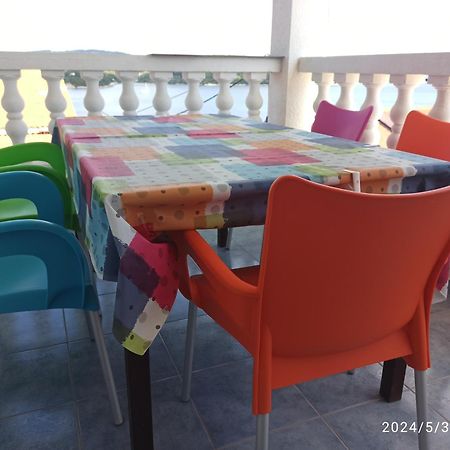 Apartments Solta Nečujam Zewnętrze zdjęcie