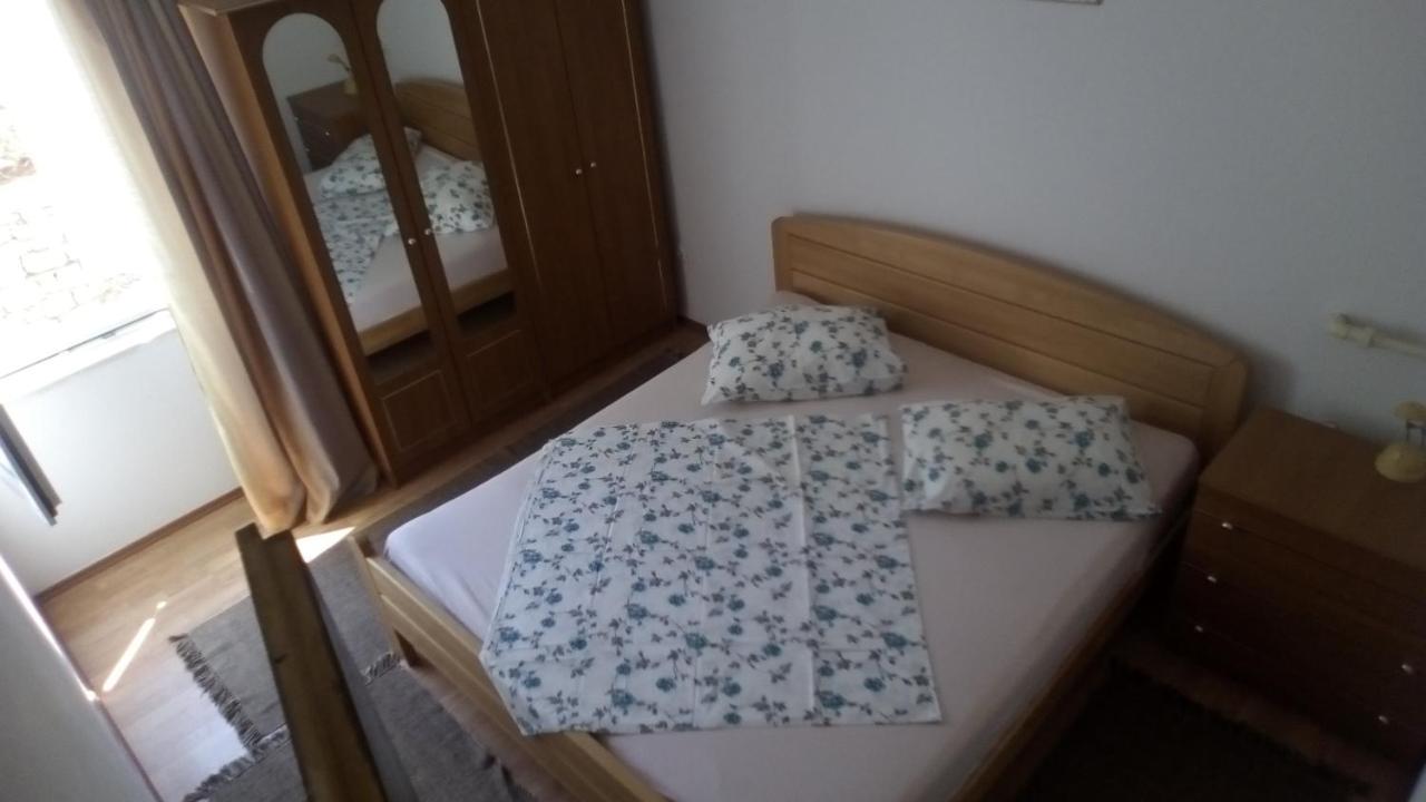 Apartments Solta Nečujam Zewnętrze zdjęcie