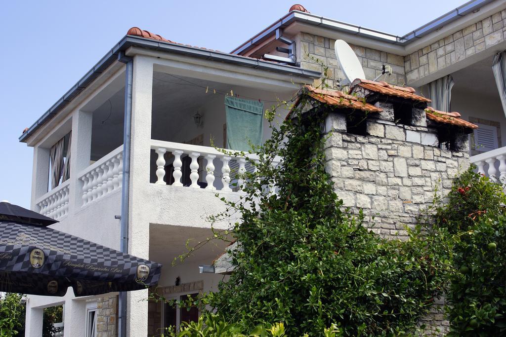 Apartments Solta Nečujam Zewnętrze zdjęcie