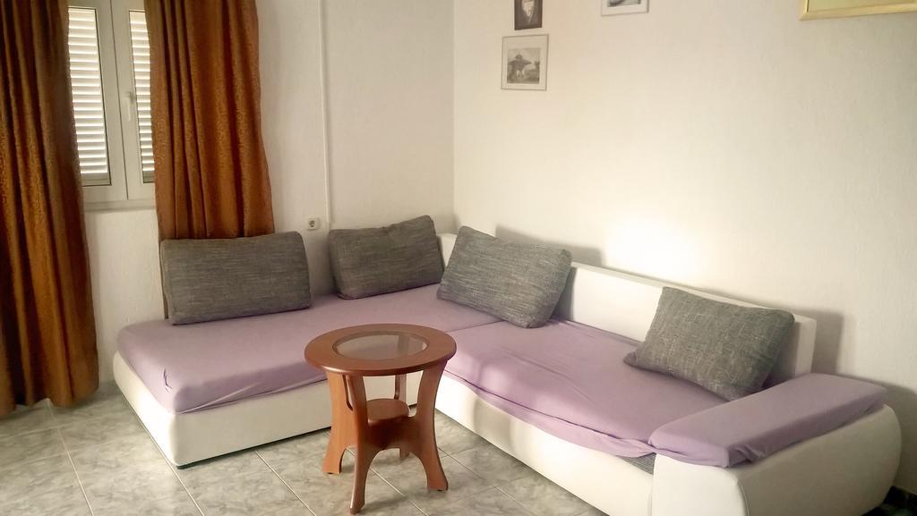 Apartments Solta Nečujam Zewnętrze zdjęcie